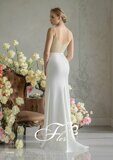 "Amber" - Силуэтное свадебное платье в стиле минимализм