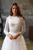 "Colette" - интересное свадебное решение со съемным рукавом